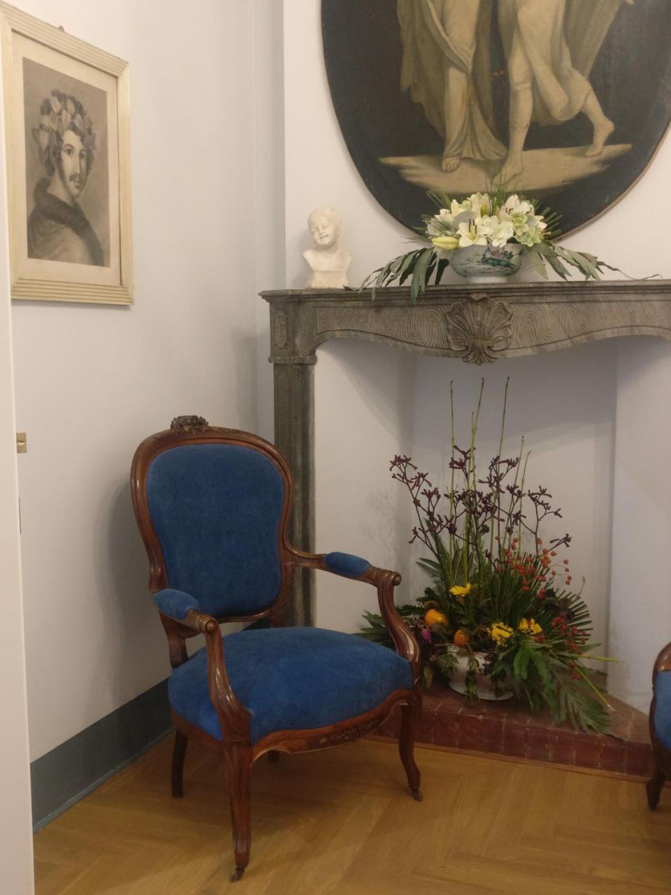 La Bottega D'arte 3* Carrara